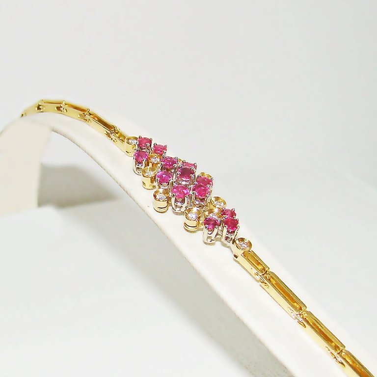 Armband Gold 750er Rubin Diamanten